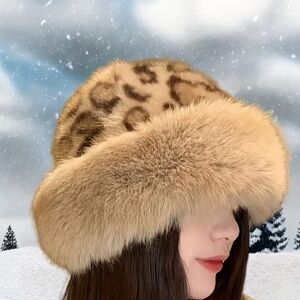 Leopard Print Faux Fur Hat